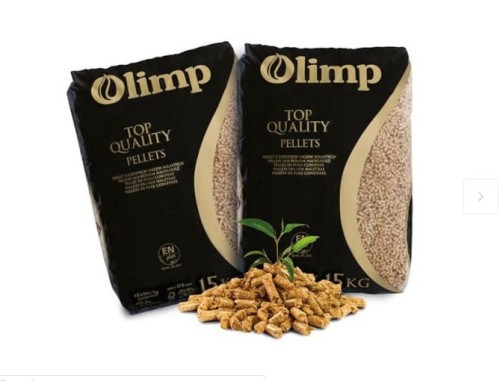Dwa worki peletu drzewnego Olimp Pellets, 15 kg każdy.