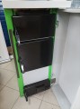 Kocioł grzewczy KGP Grizzly II 10 kW - widok boczny z otwartymi drzwiczkami.