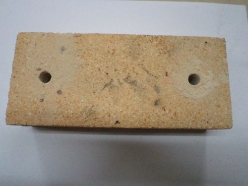 Cegła do drzwiczek (Logica 30-38) do kotła na paliwa stałe.