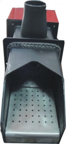 Palnik MOVE 7-30 kW z automatycznym czyszczeniem. Widok z przodu, detal popielnika z perforowaną płytą.